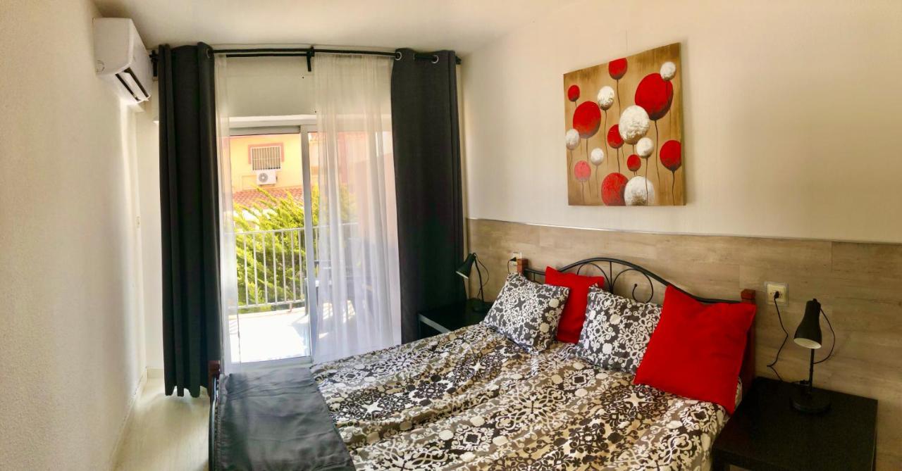 Apartamento Gasparot Вилахойоса Екстериор снимка